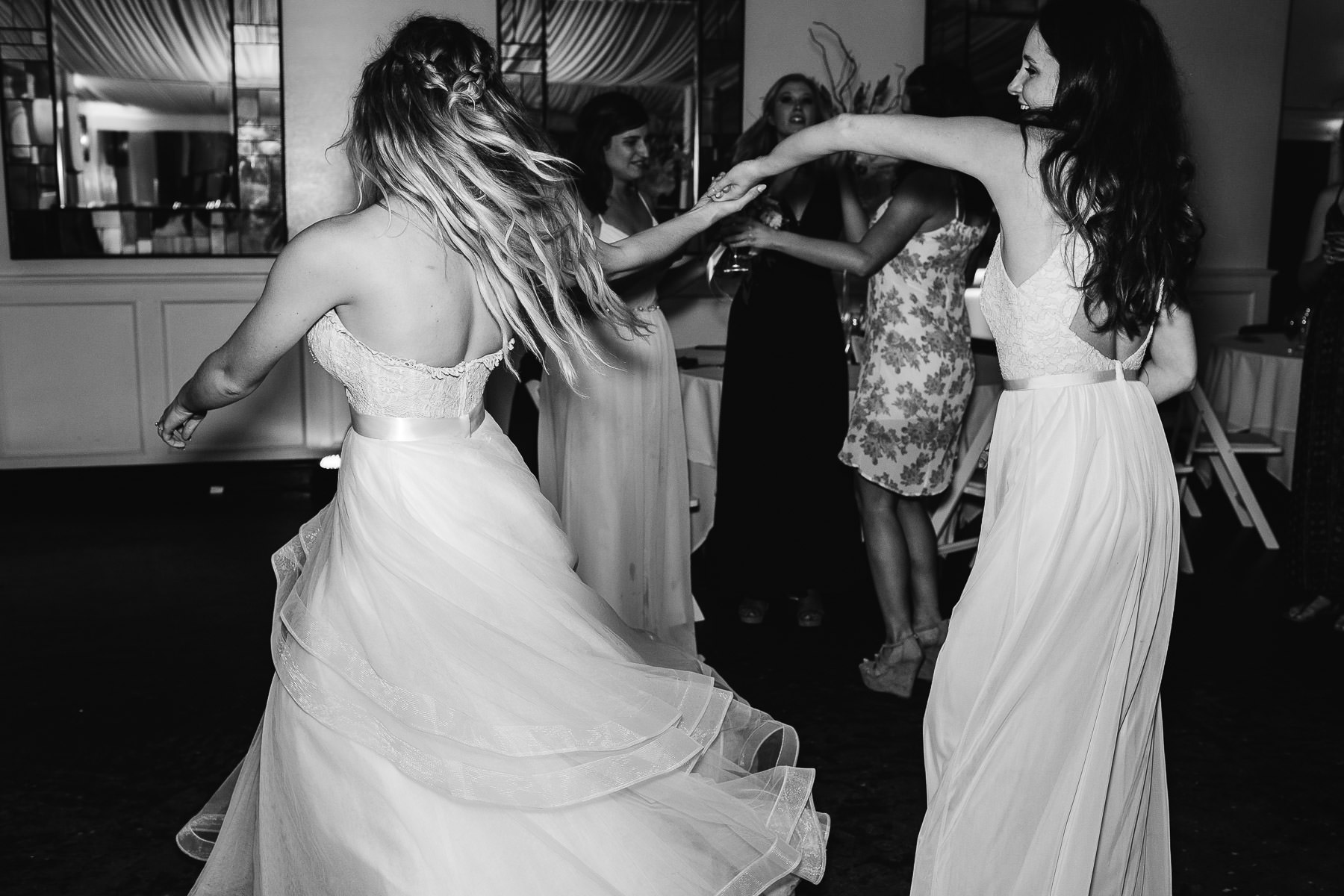 malibu-gloomy-summer-romantic-wedding-102