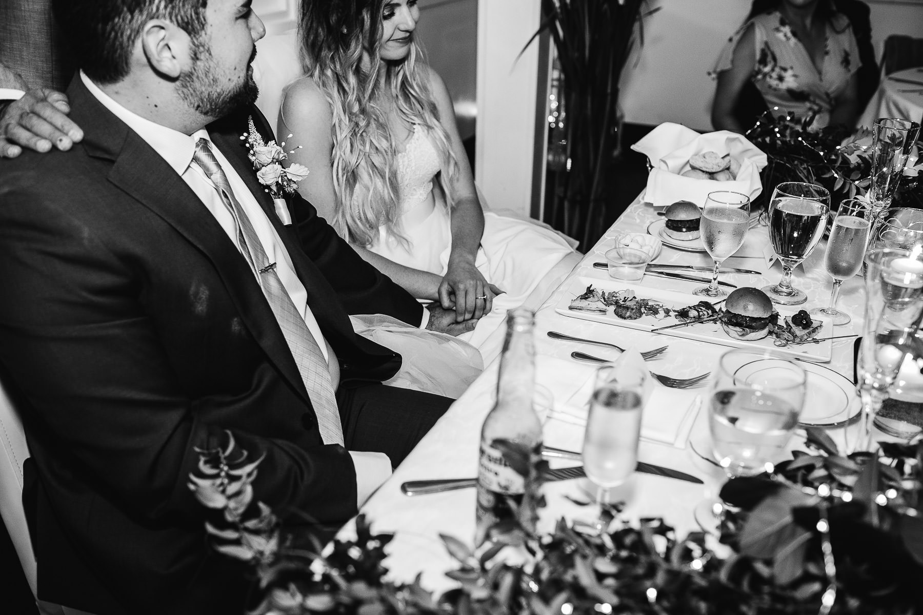 malibu-gloomy-summer-romantic-wedding-89