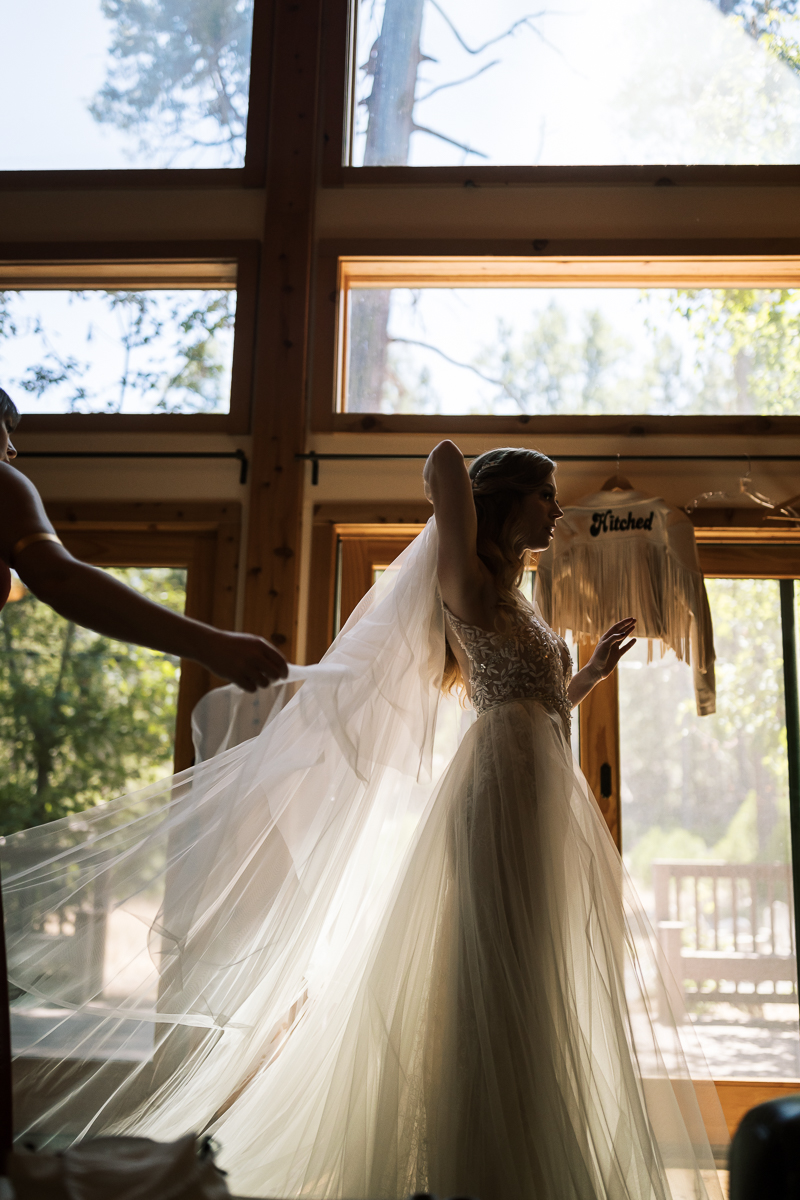 Evergreen-Lodge-Yosemite-Summer-wedding-28