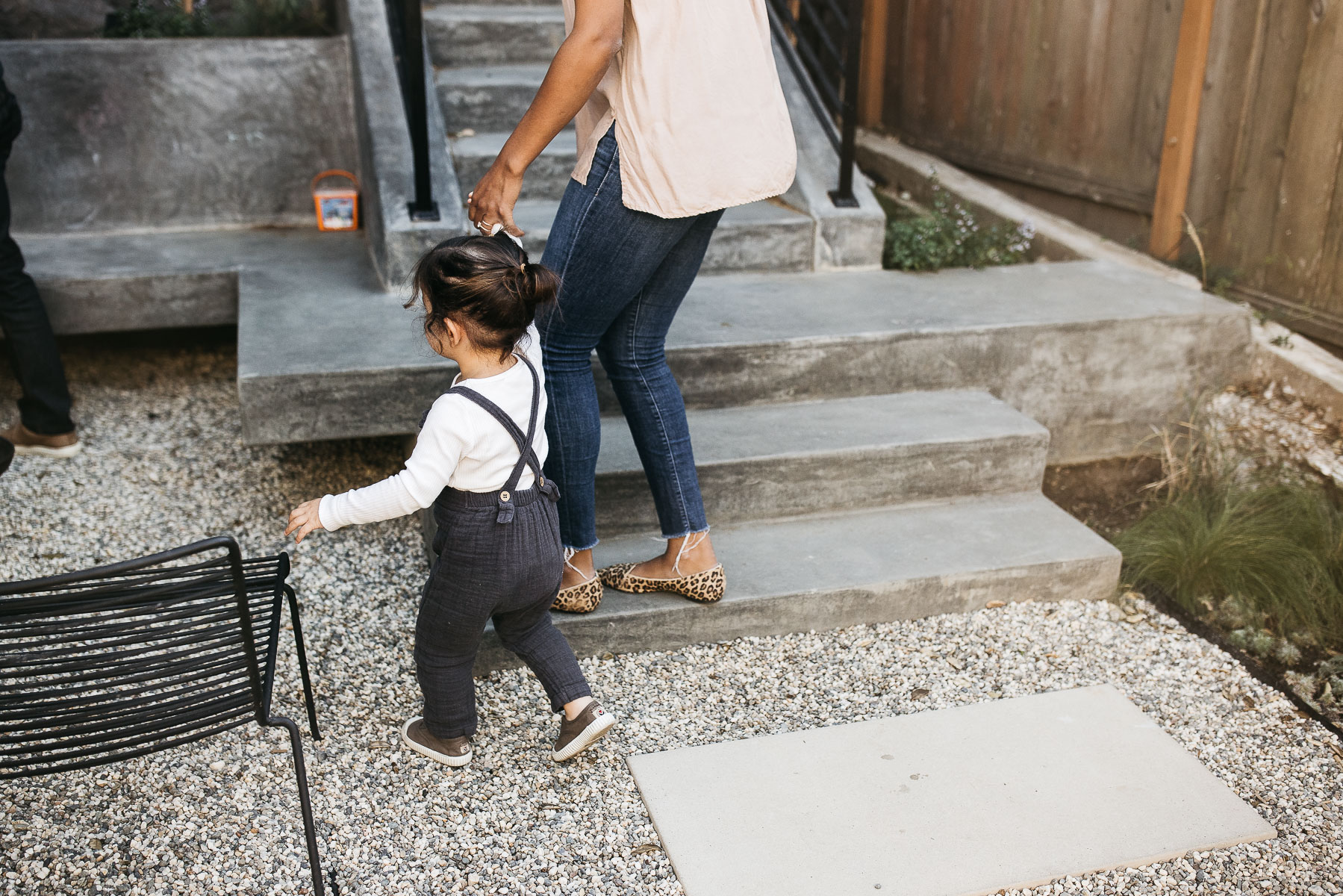 lifestyle-newborn-session-sf-second-child-1