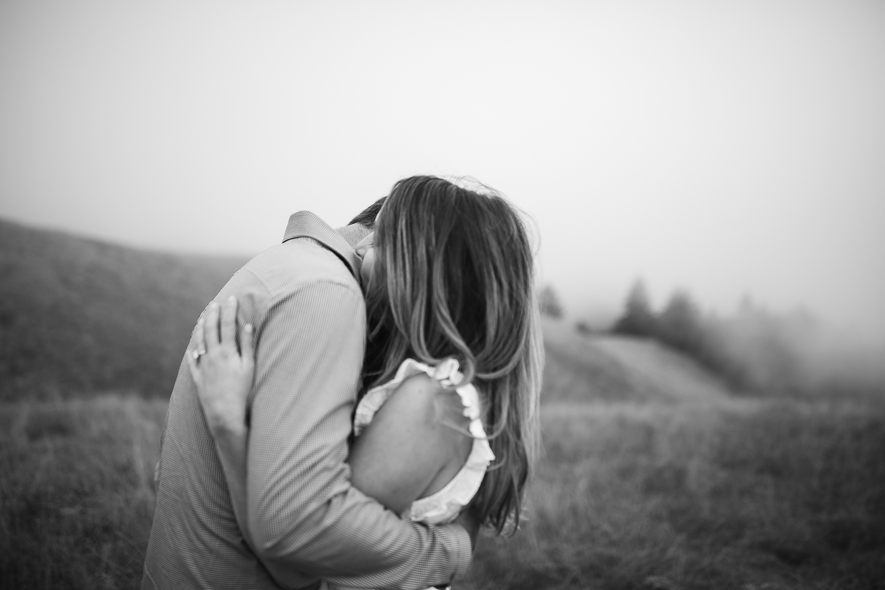 mt-tam-foggy-winter-engagement-session-australian-shepherd-puppy-21