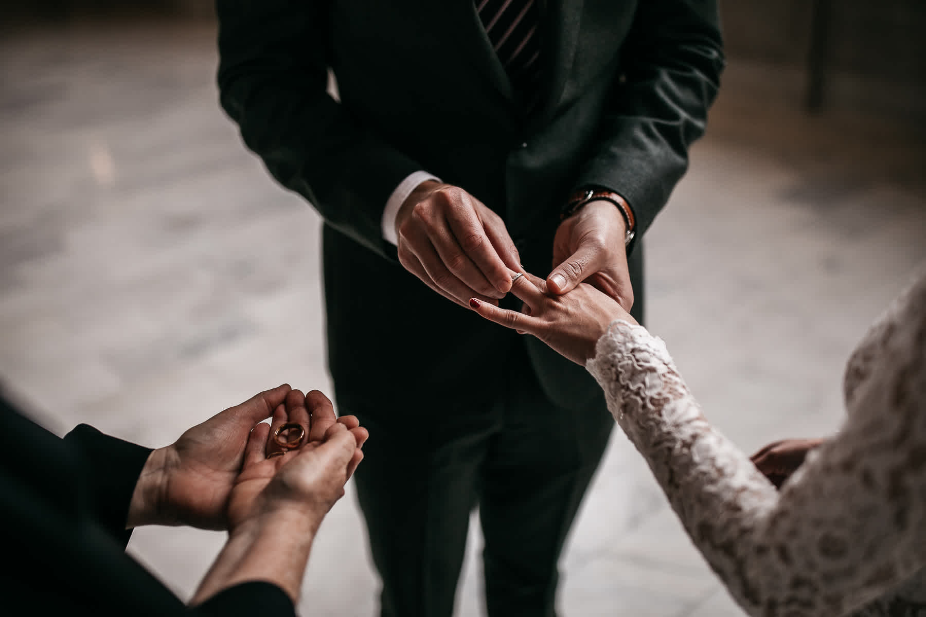 rainy-san-francisco-city-hall-presidio-elopement-33