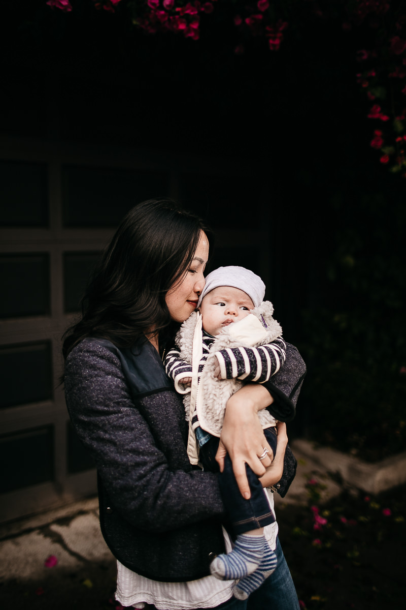 san-francisco-in-home-lifestyle-family-session-rainy-neighborhood-30