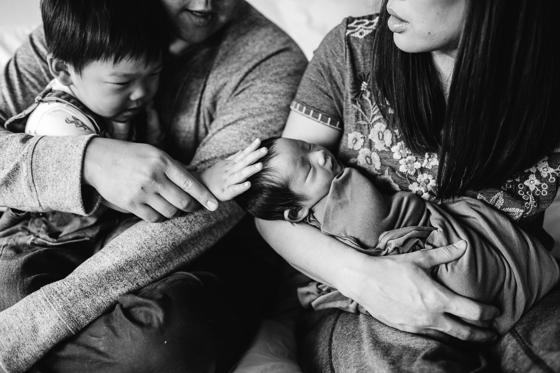 san-jose-family-lifestyle-newborn-rainy-day-shoot-8