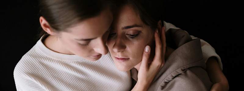 Miten tukea väkivaltaa kokenutta läheistä