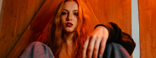 Turvallinen seurustelu – ohjeita seurusteluväkivaltaa kokevalle nuorelle