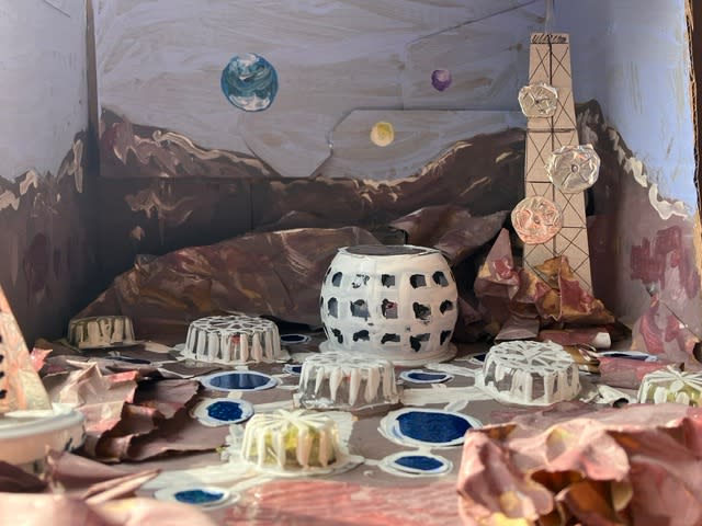 Space explorer - make a Moon lander