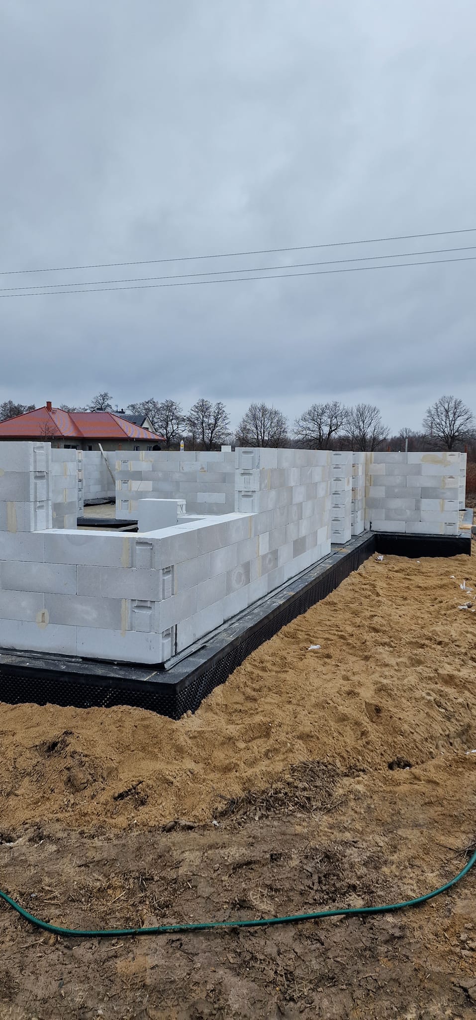 Ściany nośne budynku