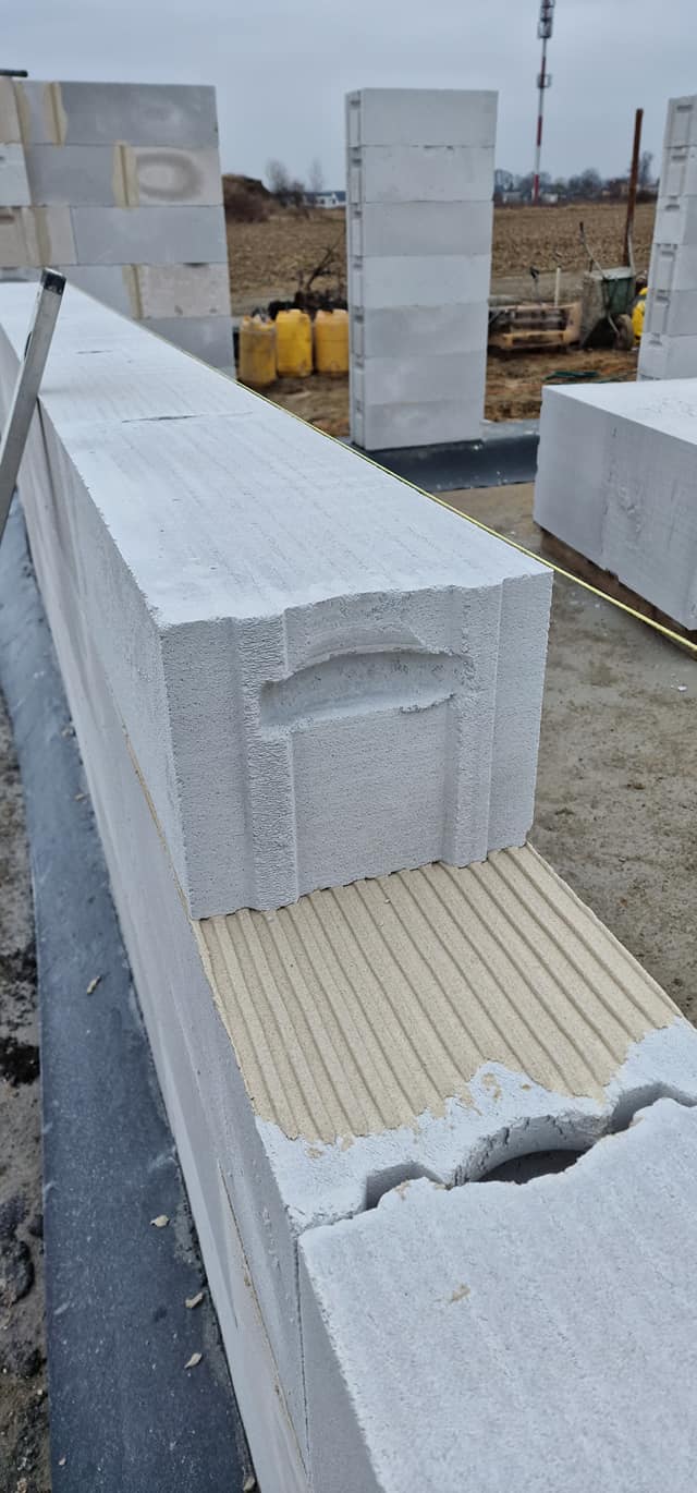 Ściany nośne budynku