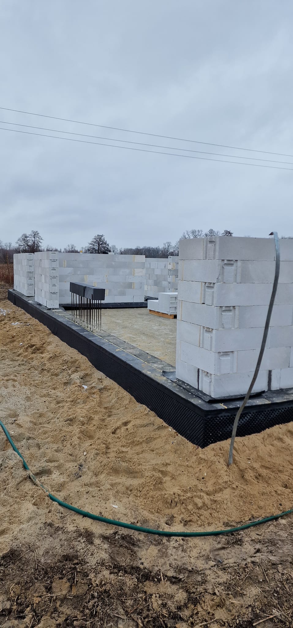 Ściany nośne budynku