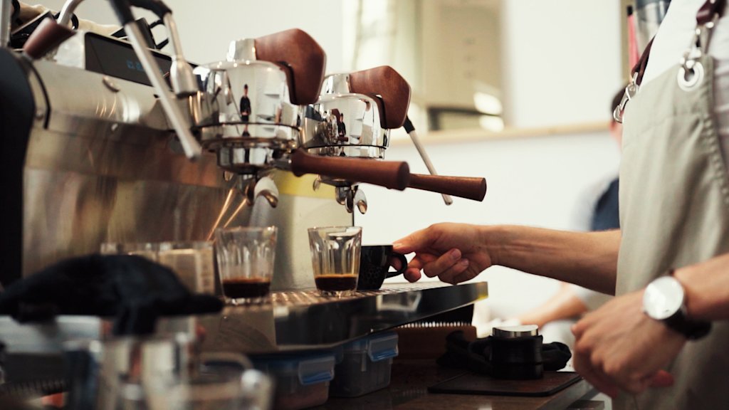 Sequenz 02.00 00 47 25.Standbild006 Sequenz 02.00 00 47 25.Standbild006