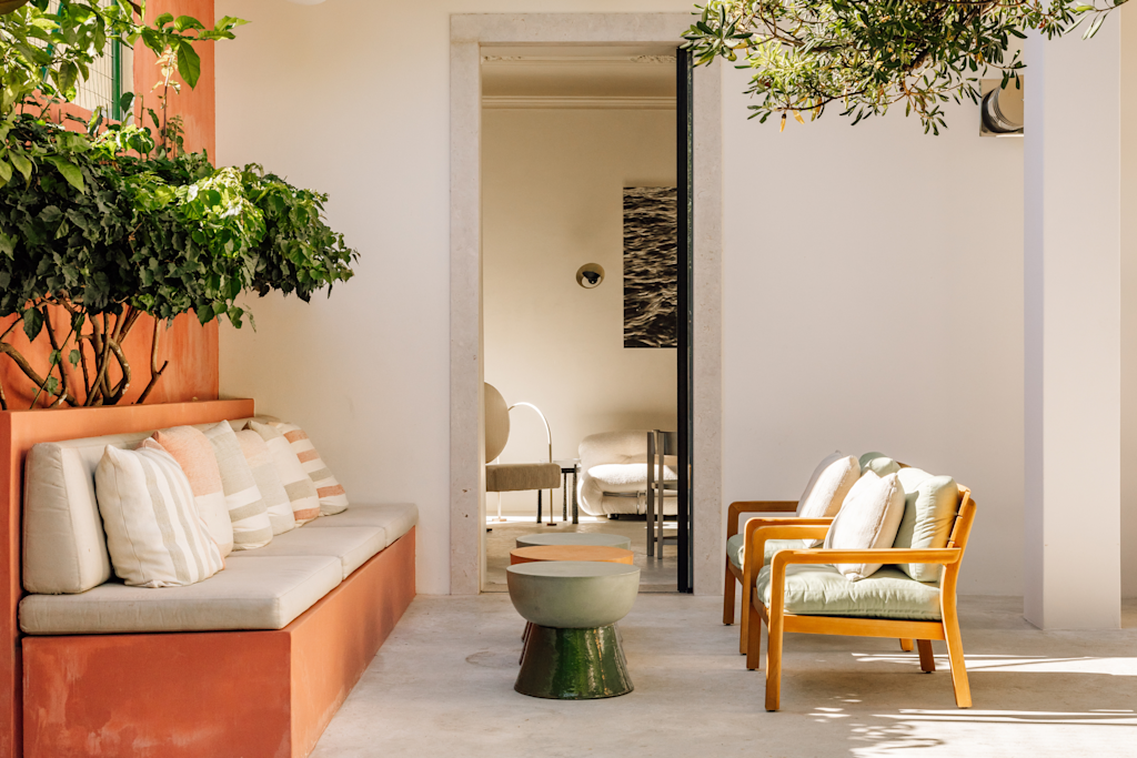 WEBSITE HORIZONTAL SIZE (7)