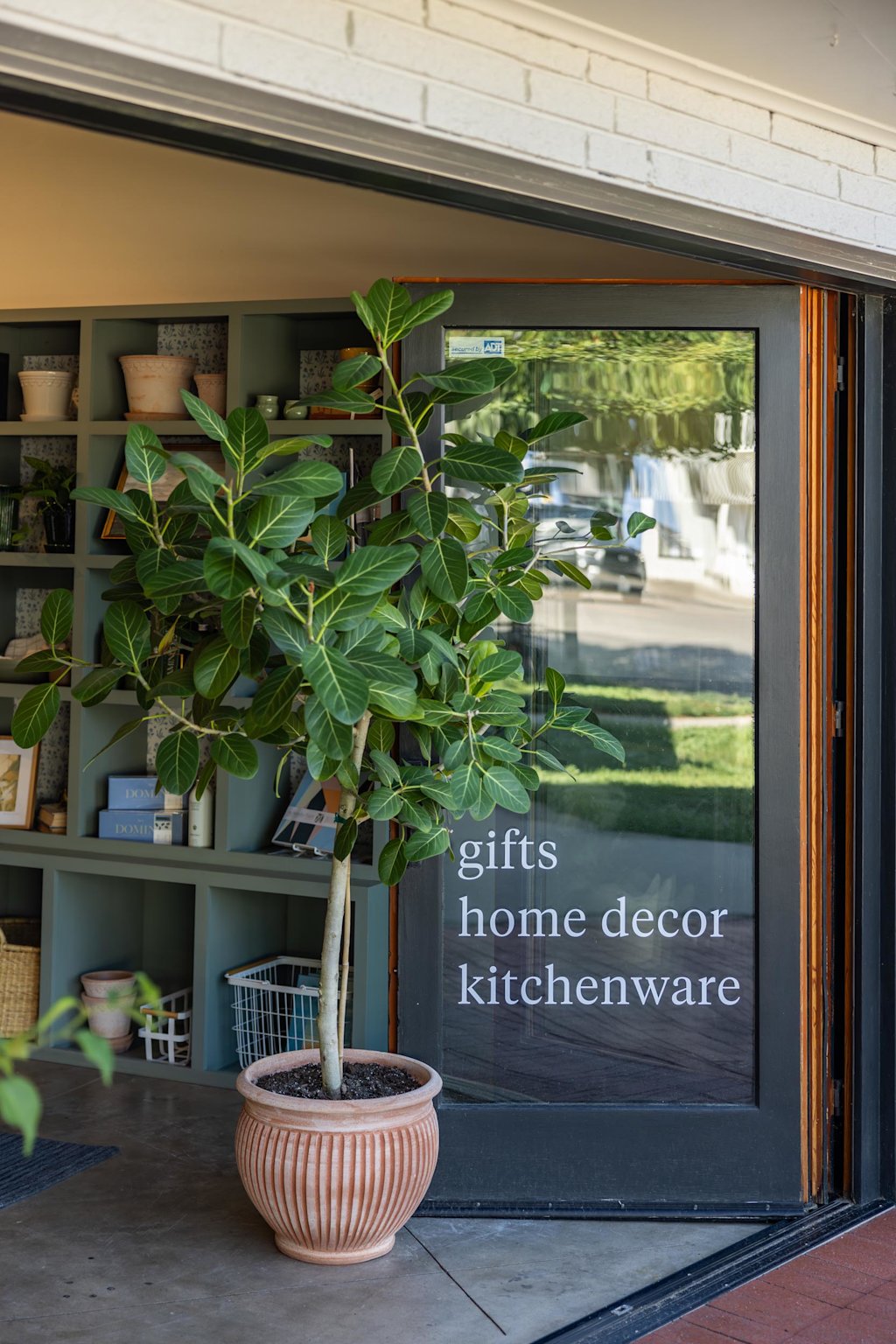 FFCO-MillerLane-BrandonLopez-Web-14 FFCO-MillerLane-BrandonLopez-Web-14