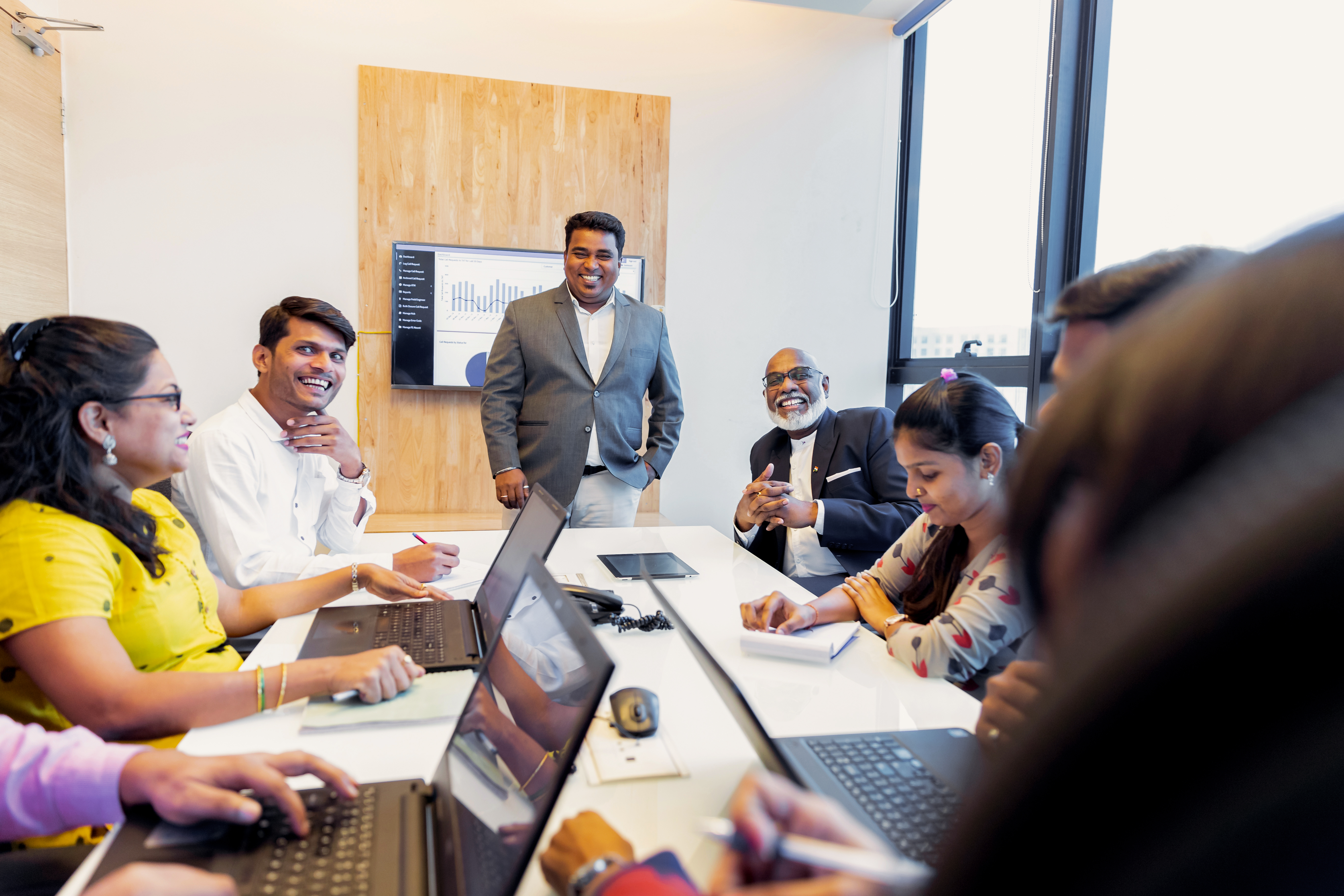 5 Roles and Responsibilities of a Team Leader | Indeed.com
