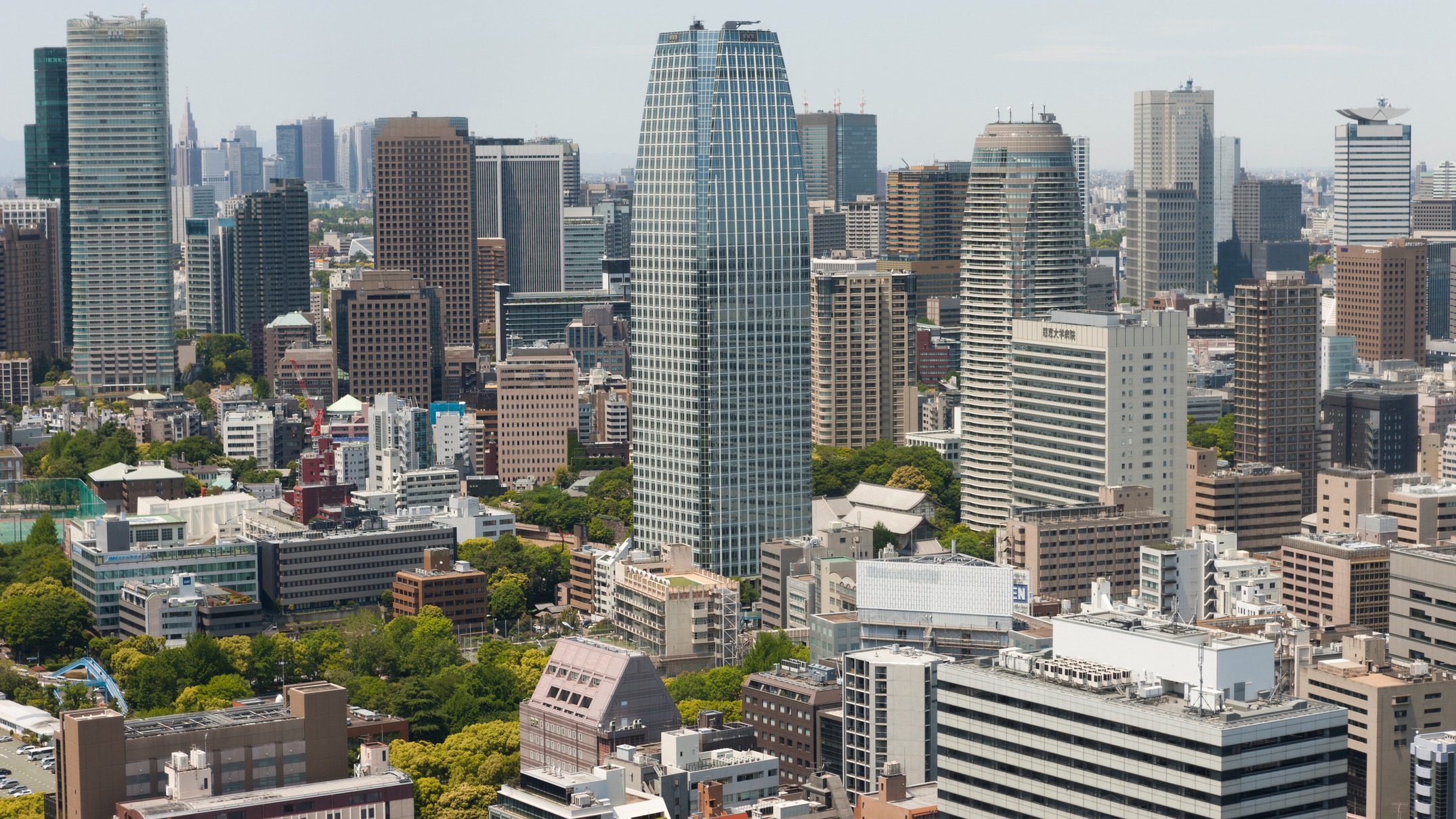 例文付き】事務所移転のお知らせ｜送付のタイミングや手順を解説