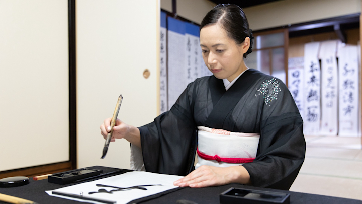 書道家になるには】仕事内容と年収 | Indeed (インディード)