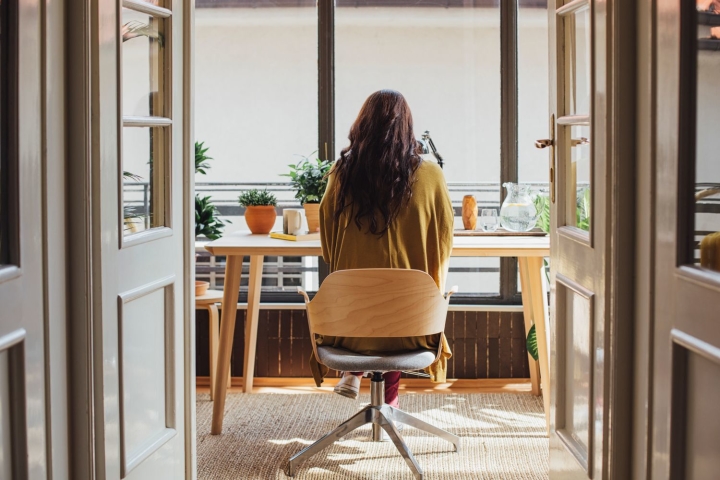 10 Tips for Organizing Your Desk, Office or Cubicle at Work