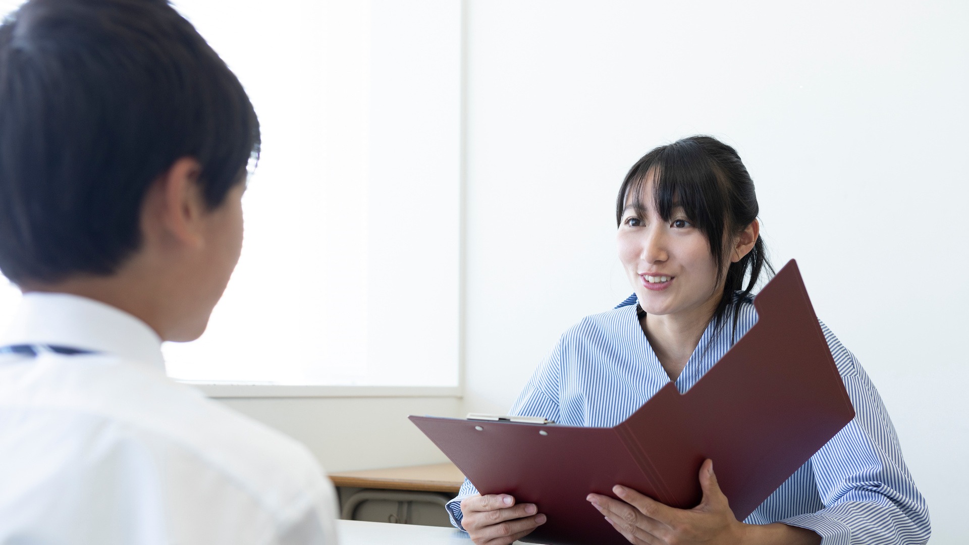 命を愛しむ養護教諭の仕事 いま保健室に求められている思想と技法/本の泉社/数見隆生（単行本（ソフトカバー）） 中古】 命を愛しむ養護教諭の仕事 いま保健室に求められている