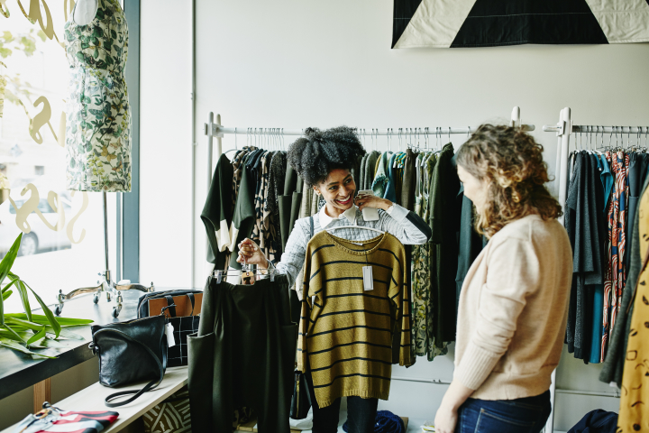 How to Become a Personal Shopper and Start Your Own Business