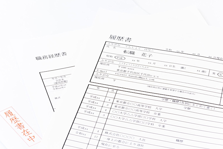 履歴書をコピー用紙に印刷しても大丈夫？プリント方法や紙質、サイズの