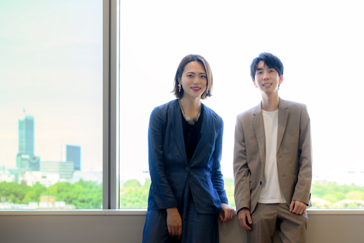 編集スタッフとして参加したサリー楓さん、松岡宗嗣さん