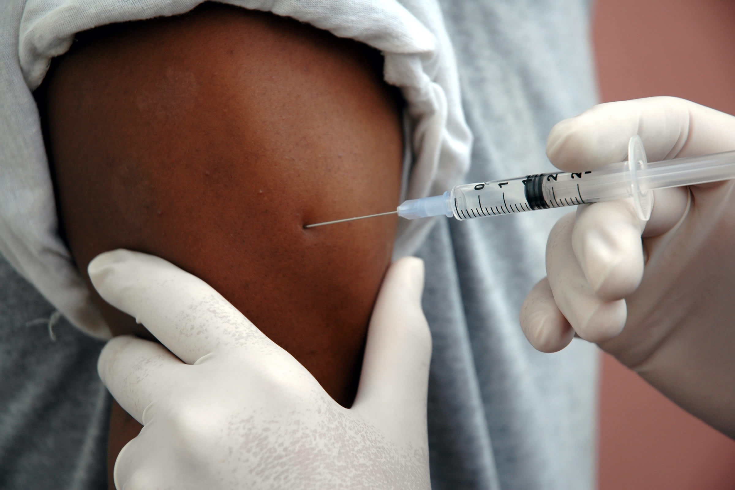 COVID-19 Vaccination for People Living With HIV: What Do We Know So Far? - Vimarsana News