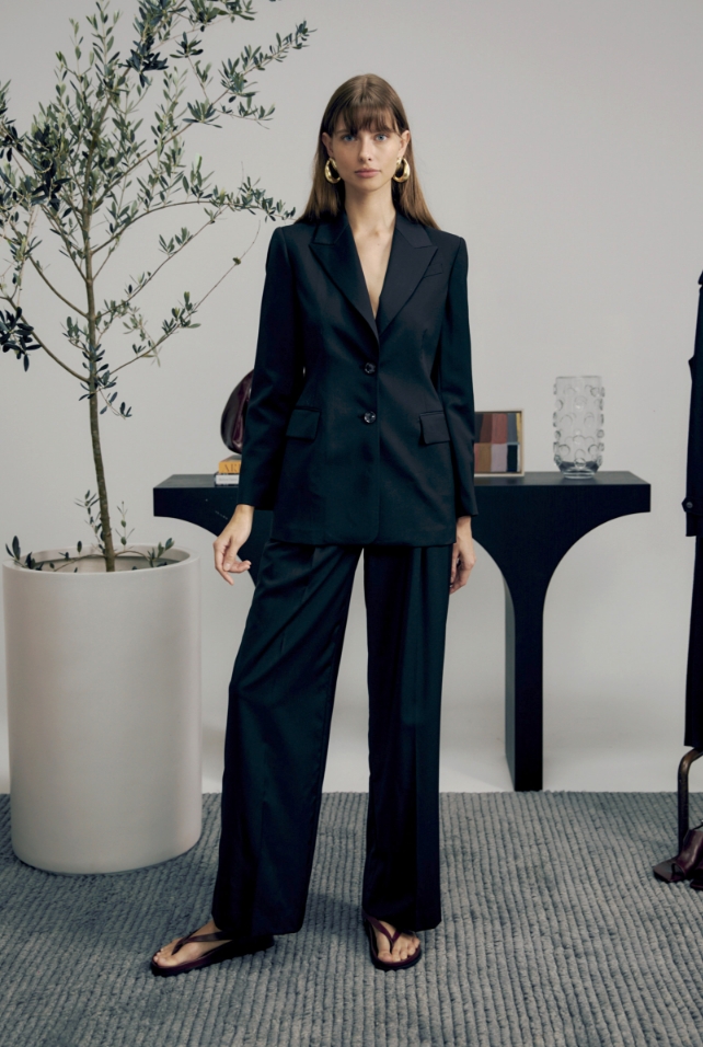 Suki Wide Leg Wool Pant Black