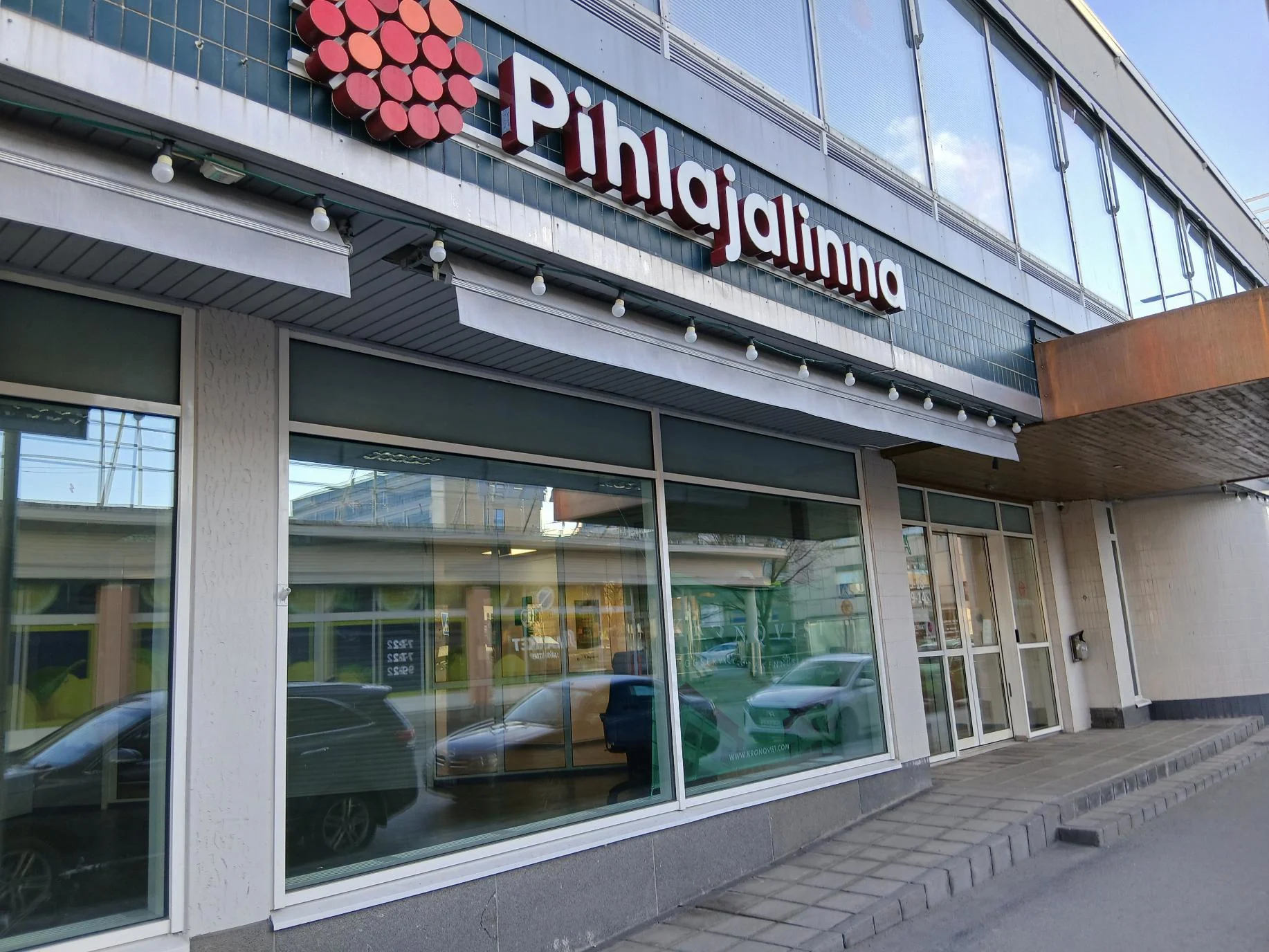 Pihlajalinnan toimipisteen julkisivu Pietarsaaressa.
