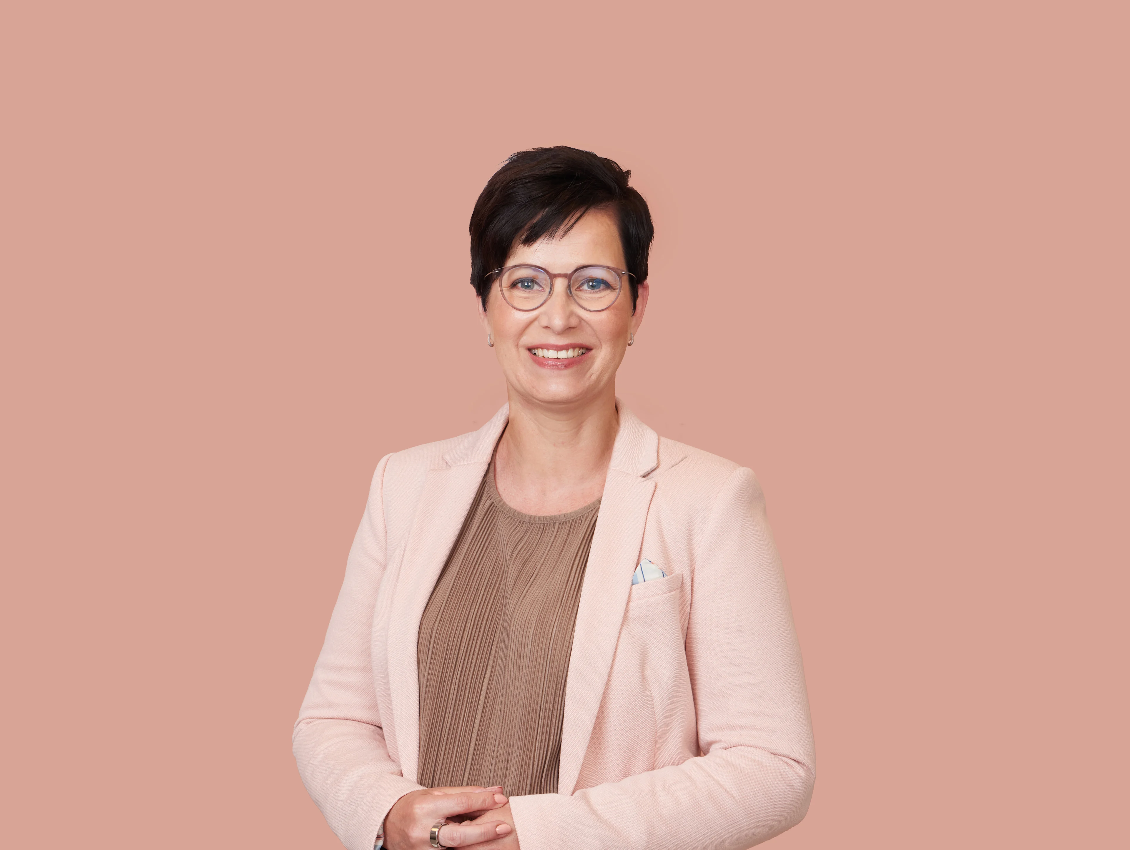 Viestintä- ja vastuullisuusjohtaja