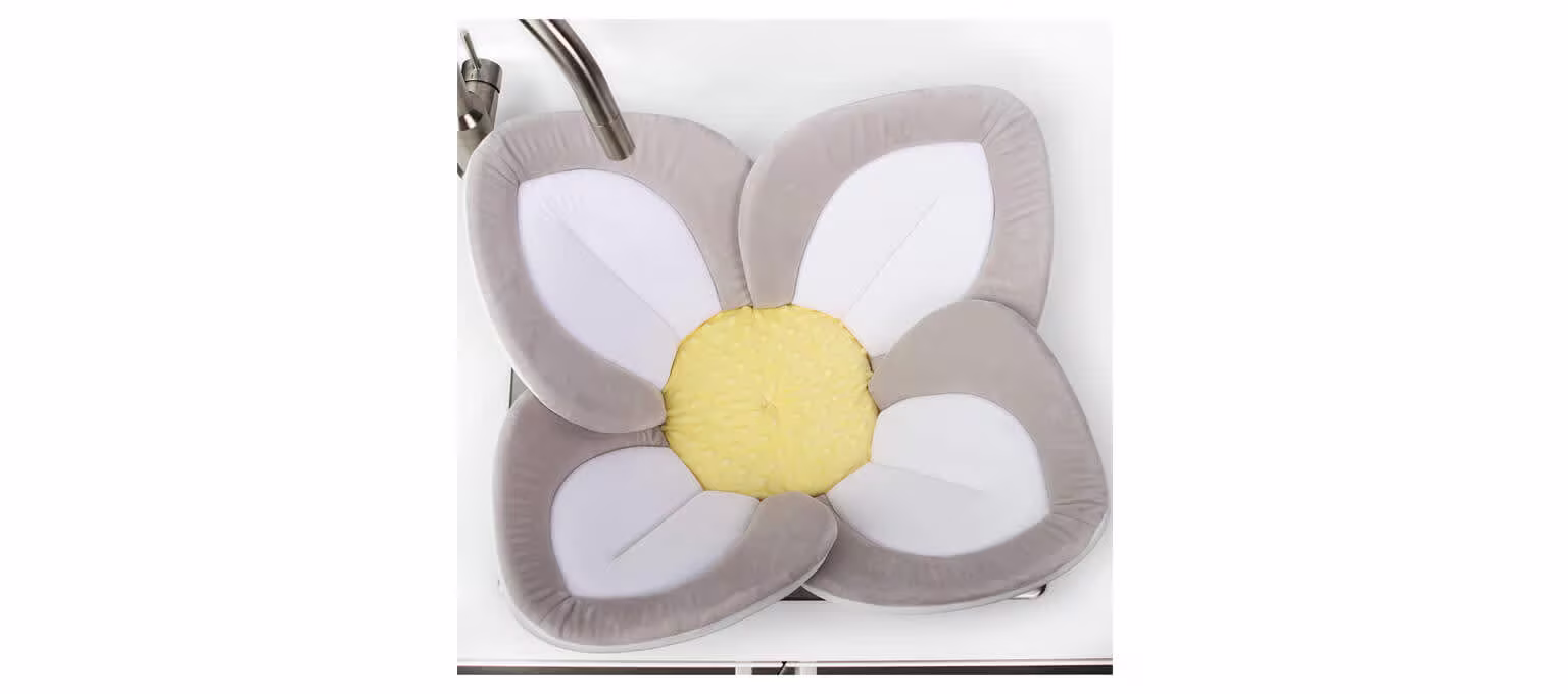 Blooming Bath Lotus