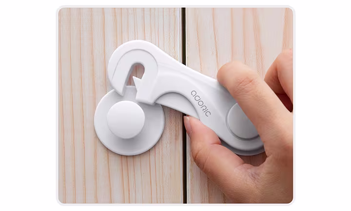 Adoric Child safety locks