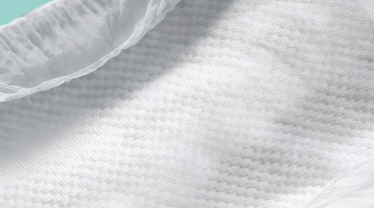 Image rapprochée du cœur d’une couche Pampers Baby Dry Ultra