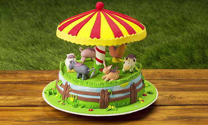 farm animals baby shower cake