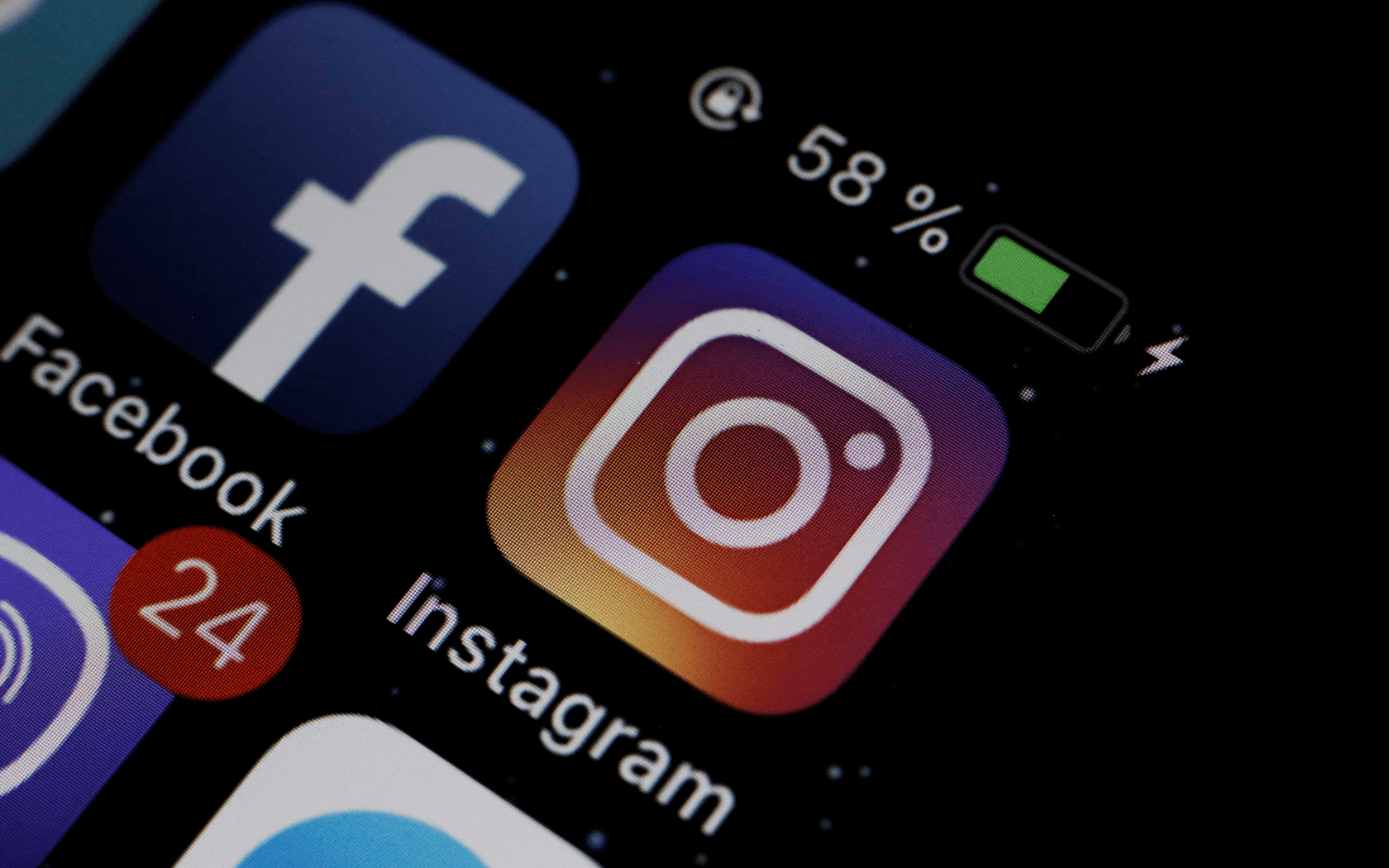 4 Reasons Parents Should Think Twice About Instagram for Kids