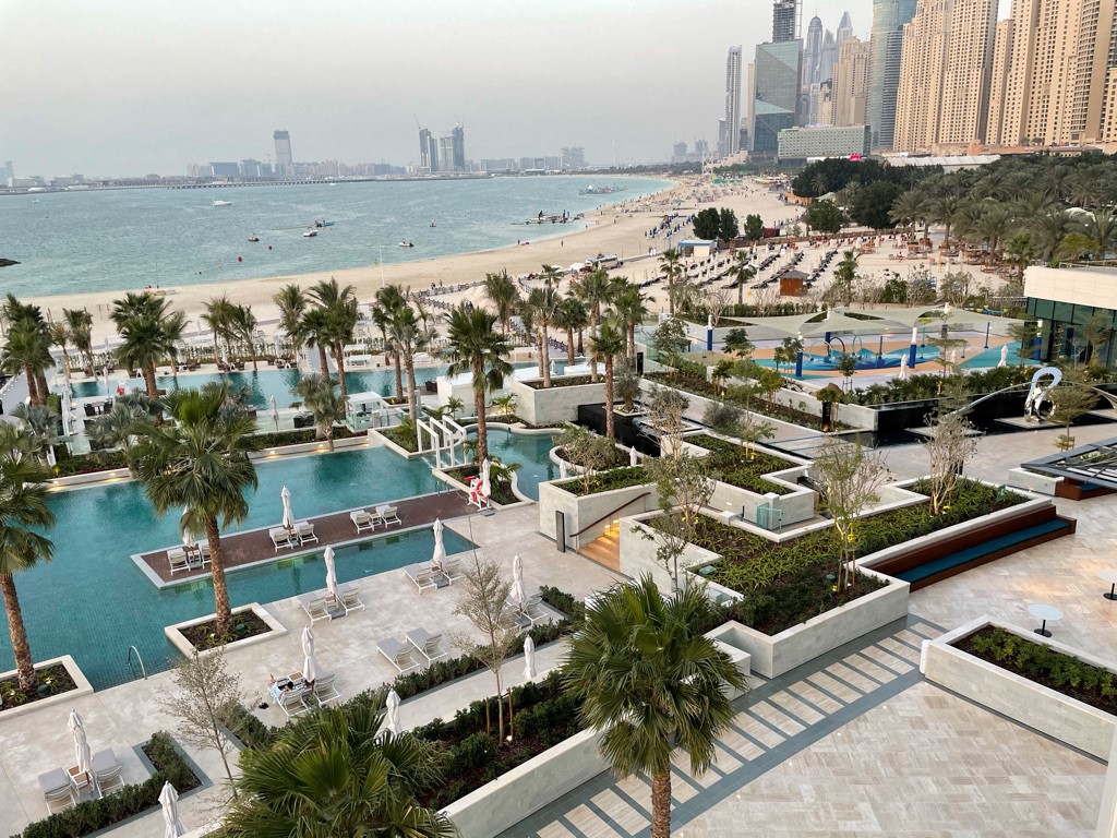 Jumeirah-Gate-4