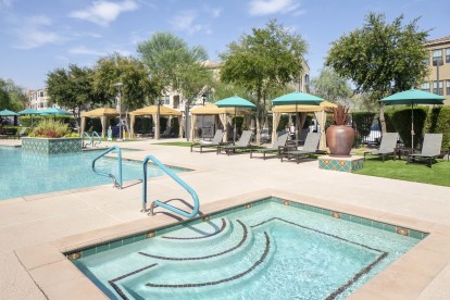 camden foothills apartments scottsdale az hot tub pool and cabanas