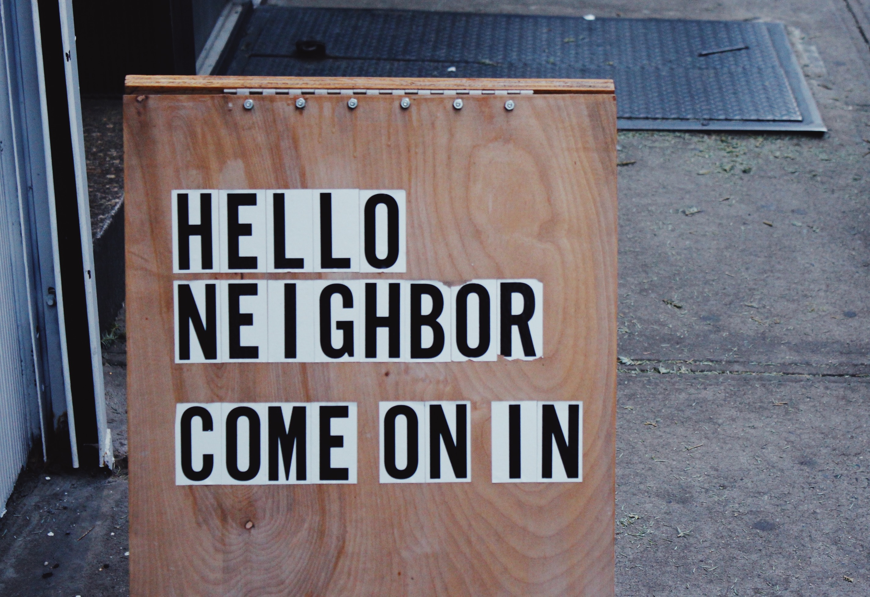 15 Ways To Be A Good Neighbor | Camdenliving.com | Guest Blogger