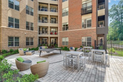 Outdoor Gaming Courtyard at Camden Washingtonian in Gaithersburg, MD