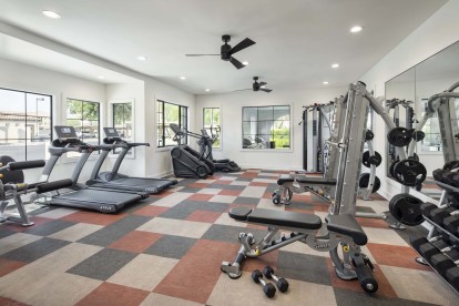 camden foothills apartments scottsdale az fitness center with strength training and cardio machines