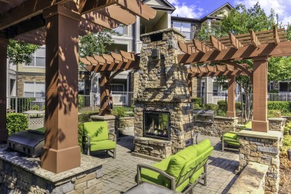 Outdoor fireside lounge at Camden Asbury Village in Raleigh, NC