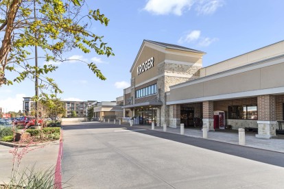 Grocery Shopping at Kroger Near Camden Heights Apartments in Houston, TX