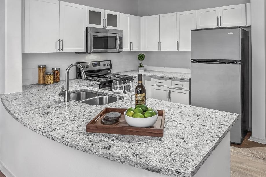 Denver Apartments Camden Lakeway Kitchen