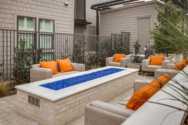 Villas outdoor firepit and lounge