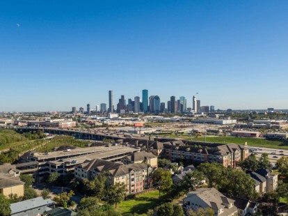 Camden Heights Apartments in Houston, TX is located in the heart of the Heights neighborhood