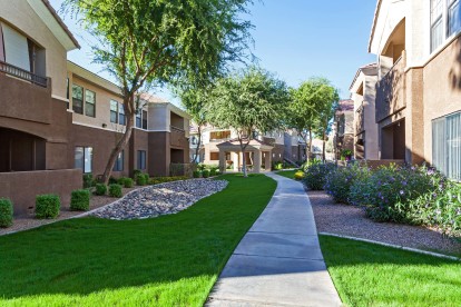 Green resident walking paths