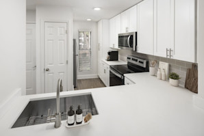 camden-fairview-apartments-charlotte-nc-kitchen-2-2 (1)