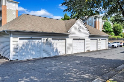 Detached garages available at Camden Fair Lakes