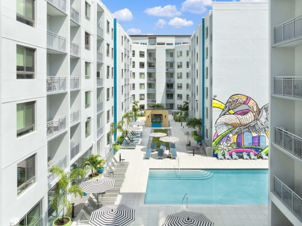 Pool and pool deck at Camden Thornton Park apartments in Orlando, Florida