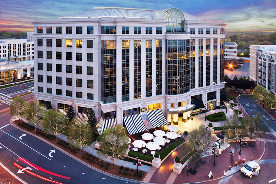 Piedmont Row Shopping Nearby Camden Foxcroft Apartments