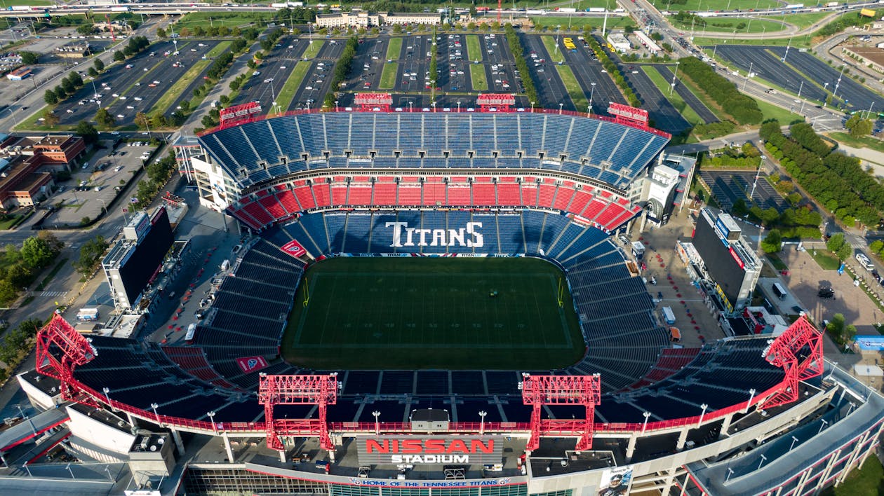 https://www.pexels.com/photo/empty-blue-and-red-titans-stadium-2833722/  